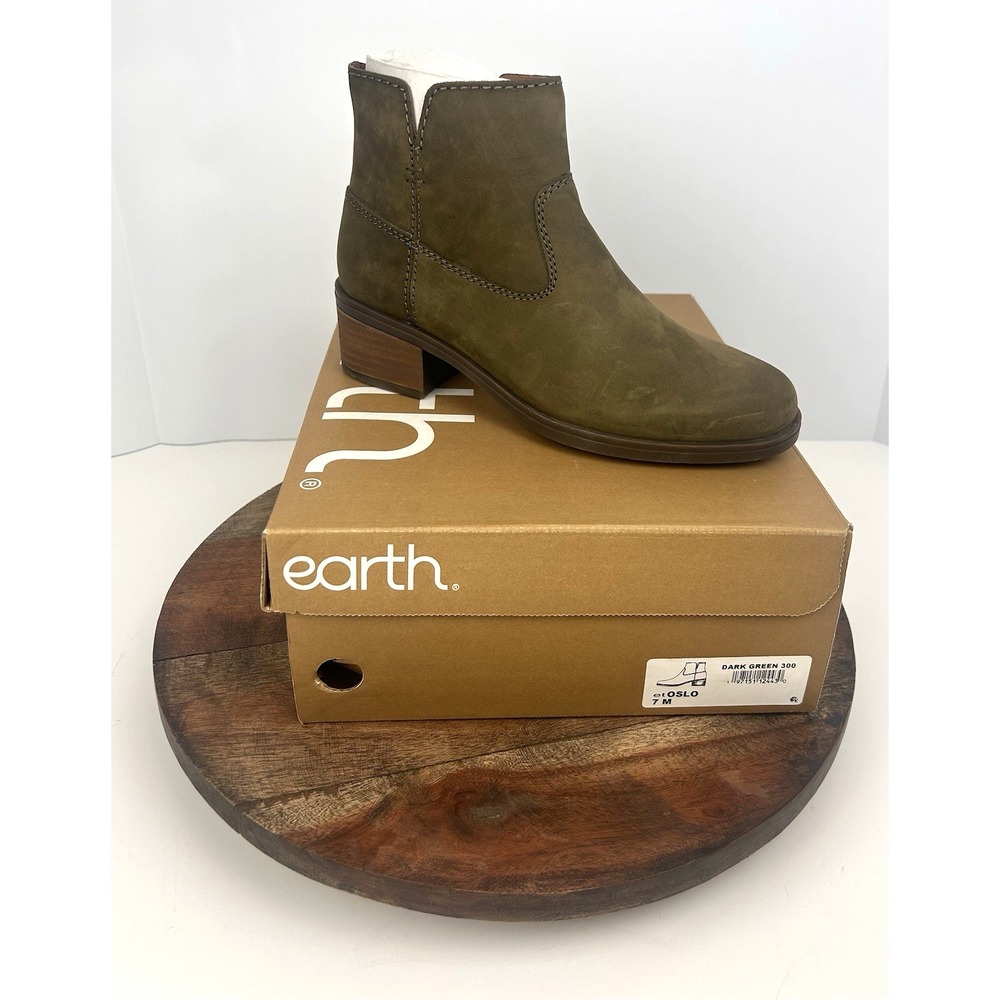 NWB Earth Brand Booties Oslo Green Grandmacore Comfort size 7